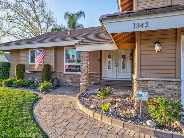 1342 Oakcrest Ave, Brea, CA 92821