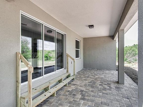 3rd image of 1228 Durham Dr