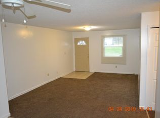 1977 Cliffview Rd, Cleveland, OH 44121