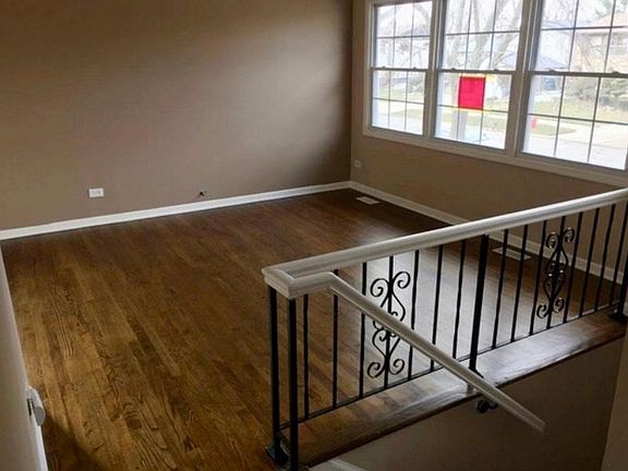 5th image of 16419 Woodlawn East Ave #House