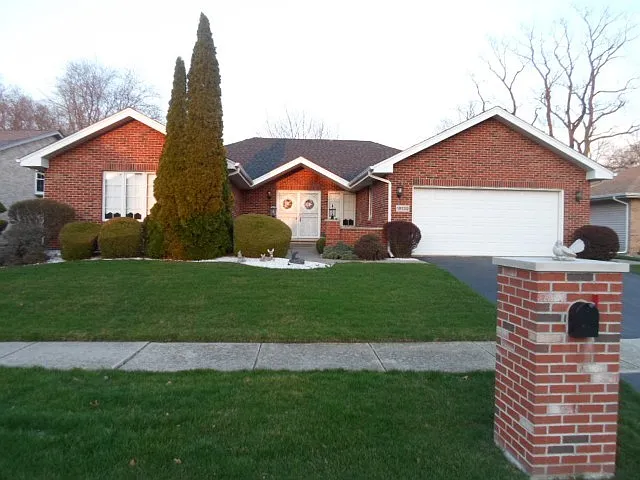 18139 Crystal Ln photo 1