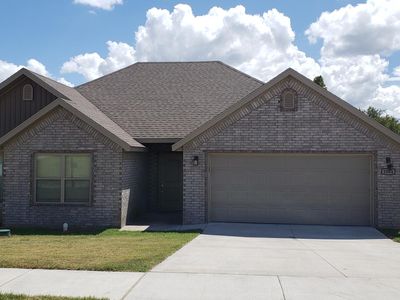 1004 Glass St, Cave Springs, AR, 72718