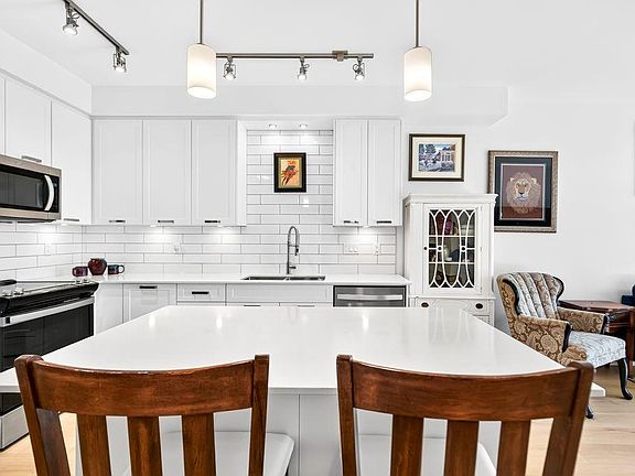 2nd image of 22562 121st Ave #107