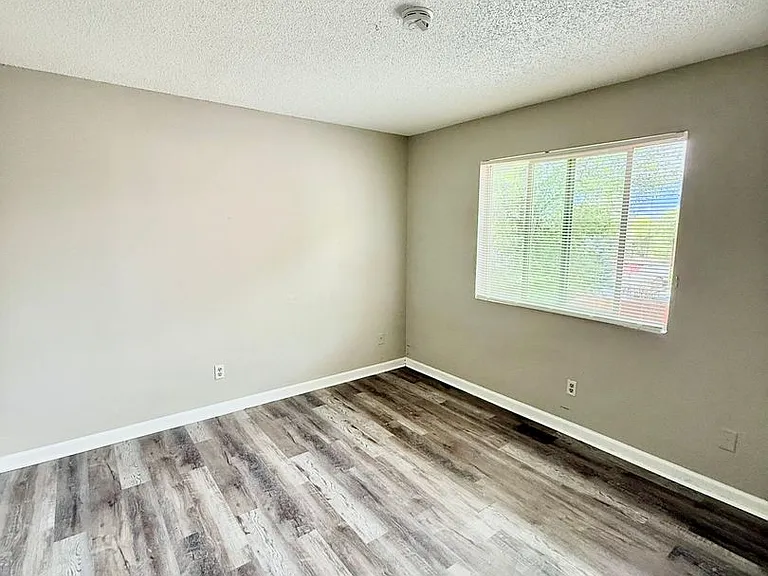 2609 E Dale St. — Photo 15