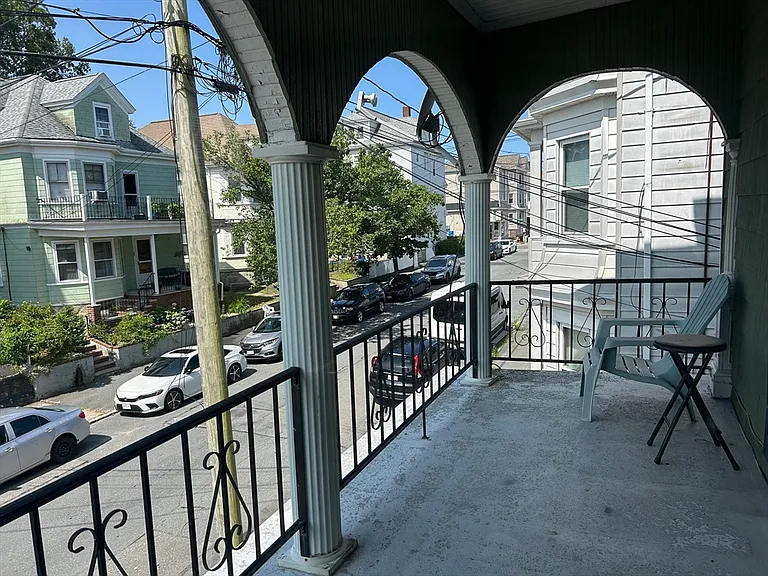 33 Sidney St #2 — Photo 2