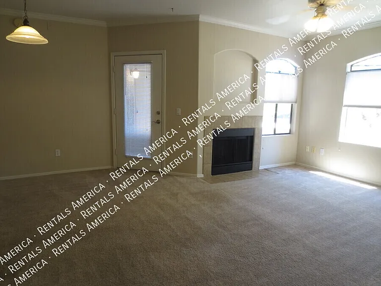 15095 N Thompson Peak Pkwy #2119 — Photo 3