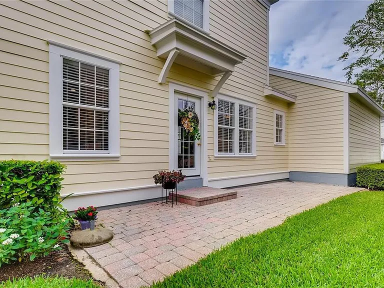 730 Oak Shadows Rd — Photo 18