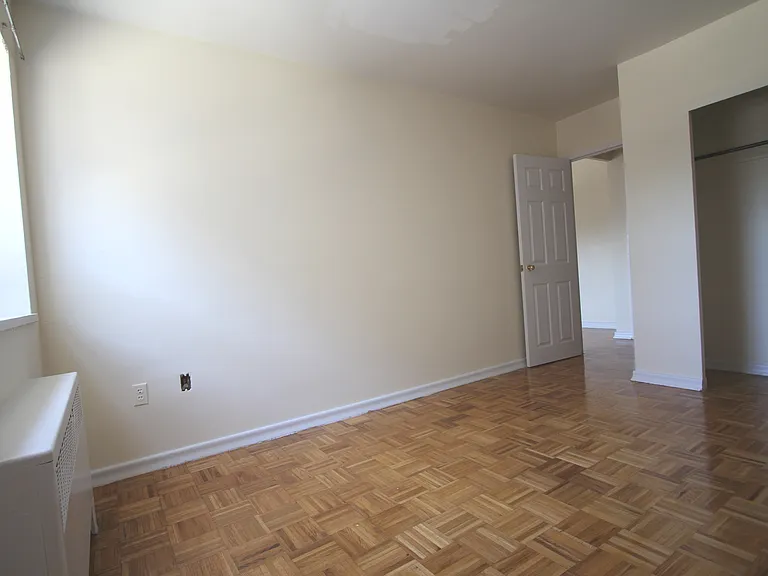 1307 Wilson Ave #1303 — Photo 19
