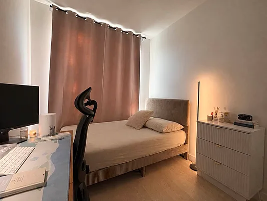 Bedroom, photo 2