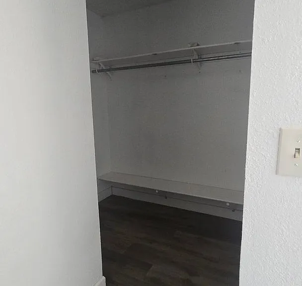 2146 Neill Way — Photo 10