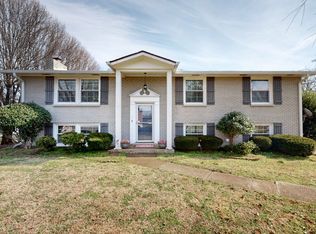 605 Des Moines Dr, Hermitage, TN 37076