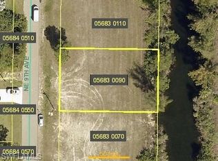 3923 NE 9th Ave, Cape Coral, FL 33909