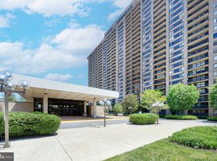 3705 S George Mason Dr APT 2102S, Falls Church, VA 22041