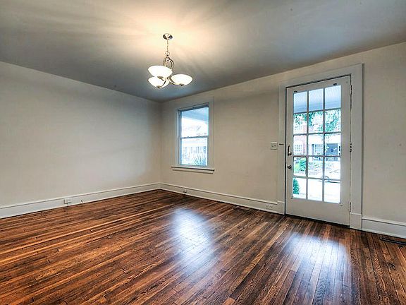 2nd image of 2612 Grayland Ave