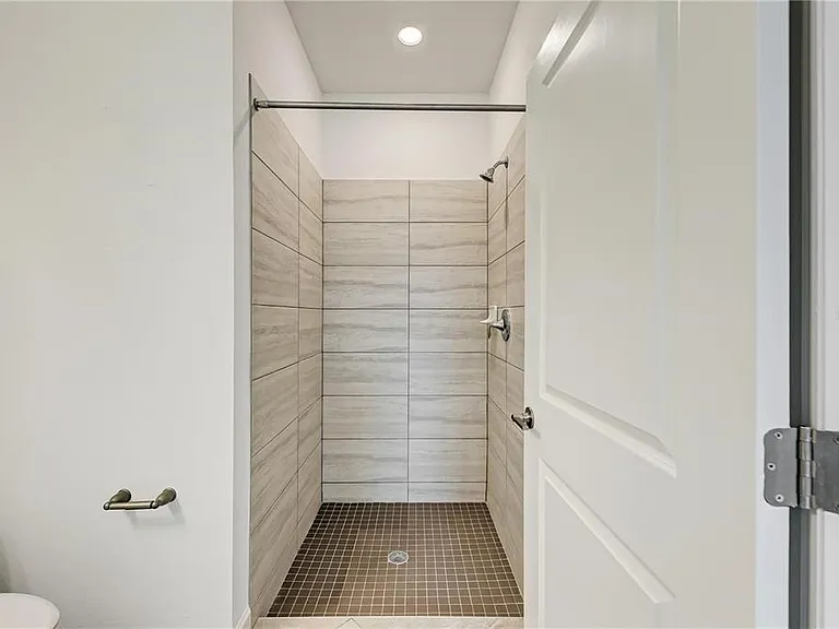 16464 Whale Grey Pl — Photo 30