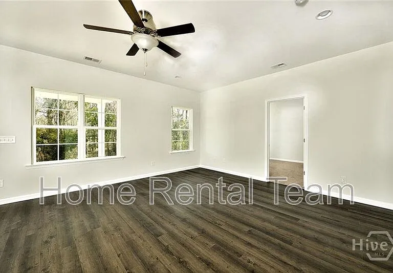 293 McCrady Dr — Photo 6