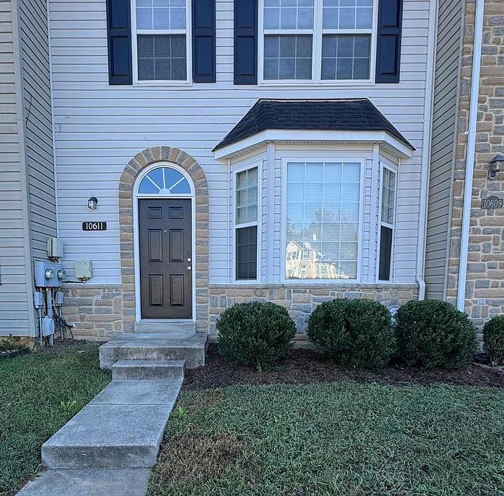 1st image of 10611 Riva Pl