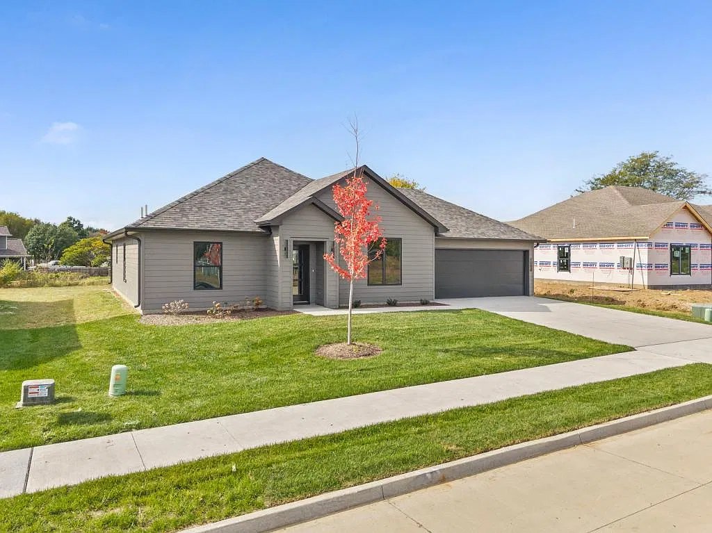 6008 Kestrel Loop — Photo 3