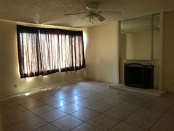 2nd image of 2702 Kline Cir