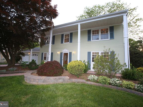 3rd image of 148 Parker Rd