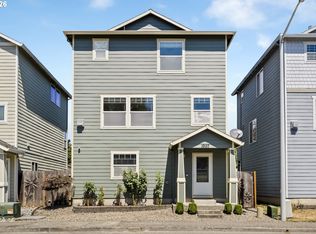 19157 SE Ash St, Portland, OR 97233