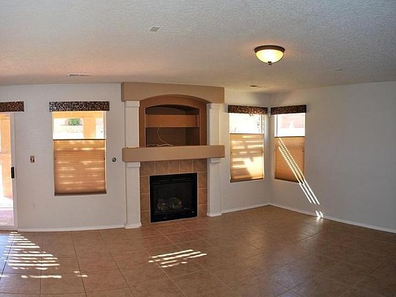 5th image of 981 Carrizo St NW