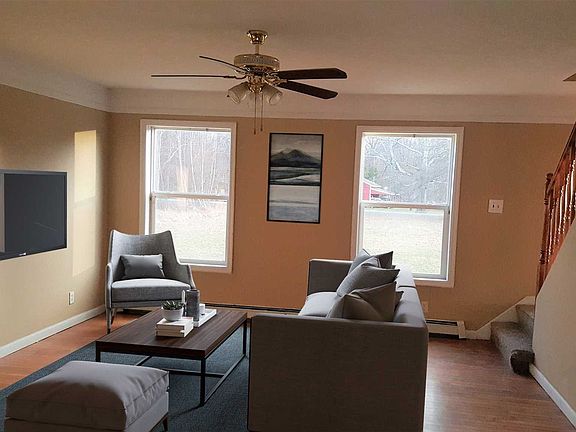 2nd image of 44 Petticoat Ln