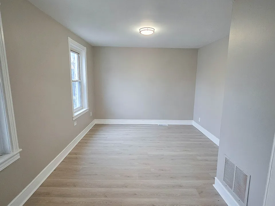 1112 Elmwood Ave