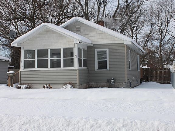 2nd image of 2041 Sinclair Ave NE