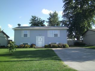 1110 W Wate St, Wilton, IA 52778