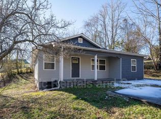 205 N 12th St, La Follette, TN 37766