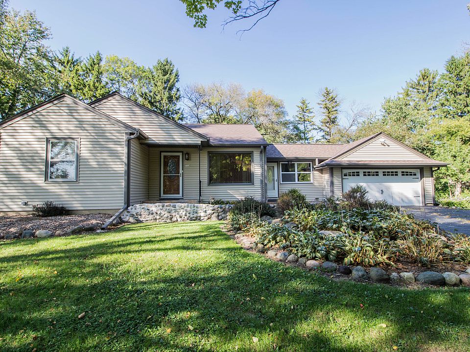 1st image of 5724 W Sherwood Dr
