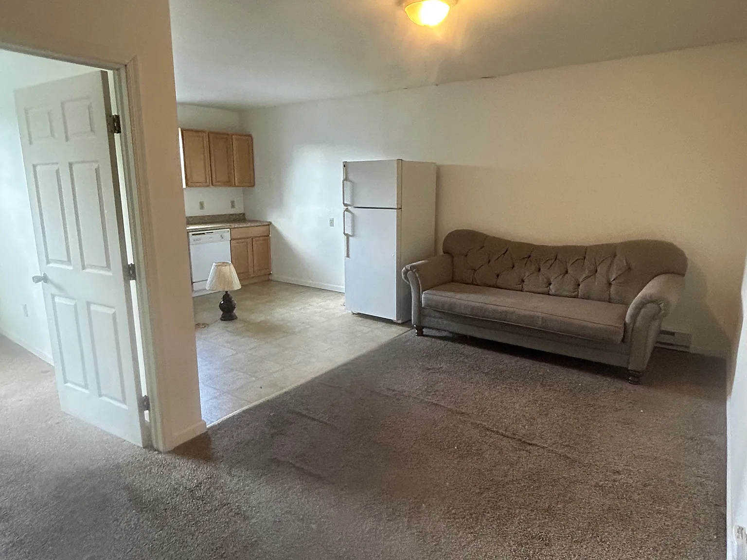 2 bed, $1,150 — Photo 1