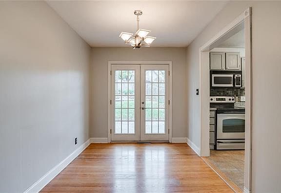 5th image of 8726 Conser Dr