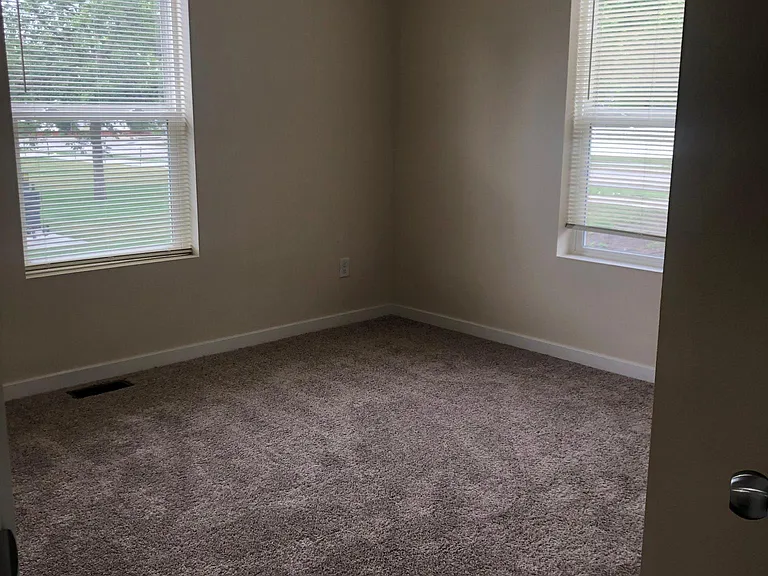 101 Fairfield St — Photo 15