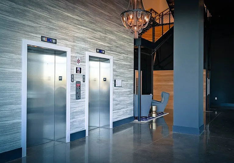Liberty Center Apartments — Photo 11