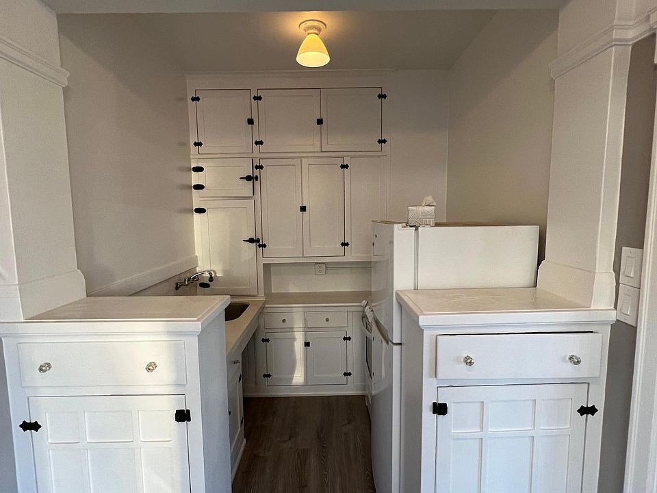 2nd image of 2055 Polk St APT 4