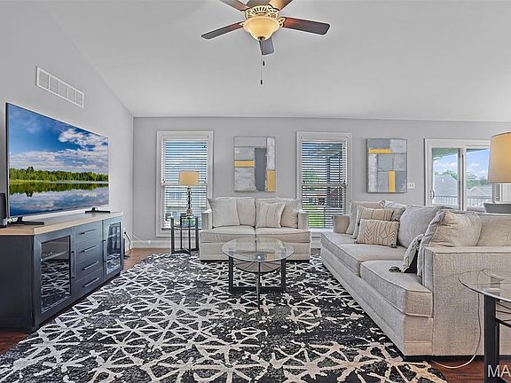 4th image of 2281 Jubilee Ln