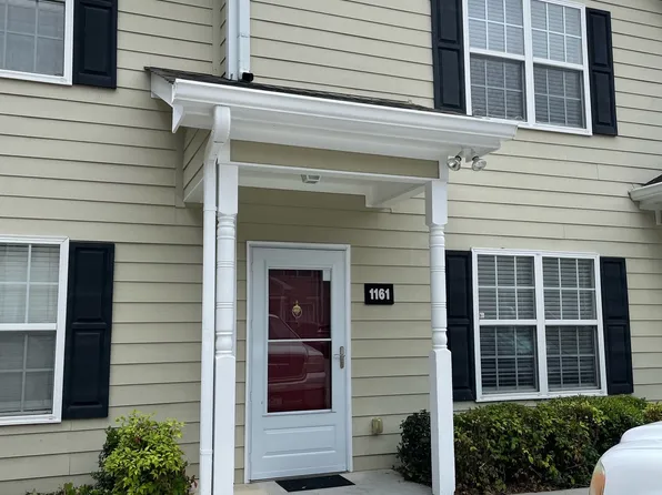 1161 Riverside Ter, Gainesville, GA 30501