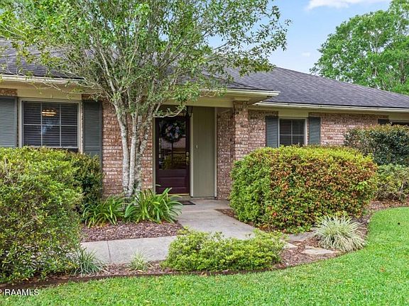 2nd image of 308 Renwood Cir
