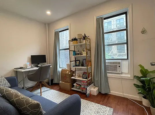 Rented by Compass | media 19