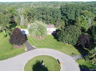 714 Halcyon Ct, Ann Arbor, MI 48103