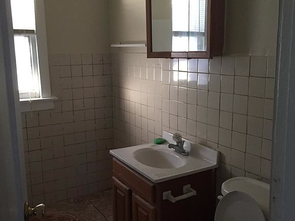 5th image of 11824 S Wentworth Ave #1