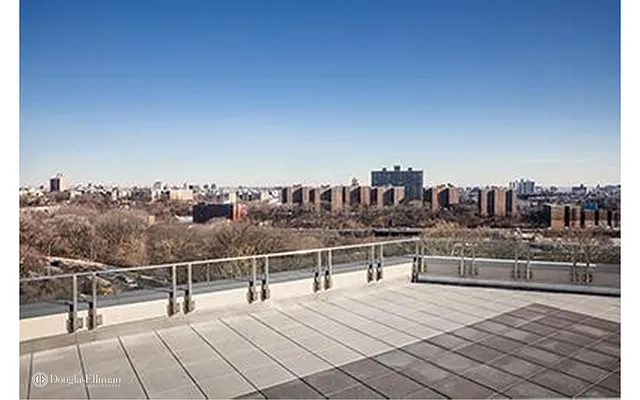 Rented by Douglas Elliman | media 16