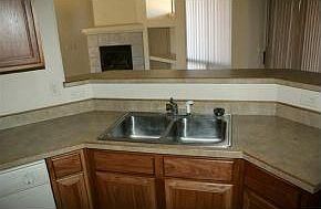 4th image of 6944 E Sandhurst Dr