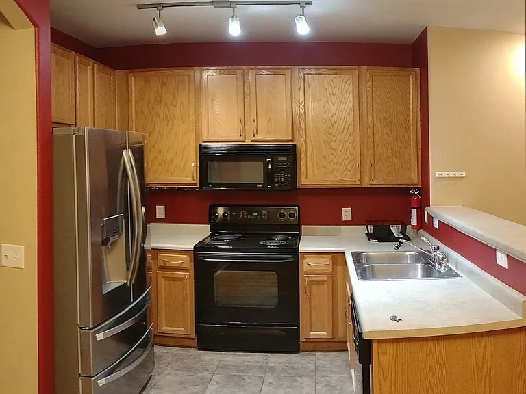 833 E 98th Ave #202 — Photo 5
