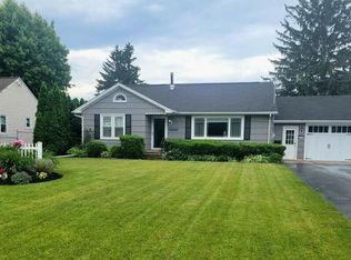 6104 Walnut St, Newfane, NY 14108
