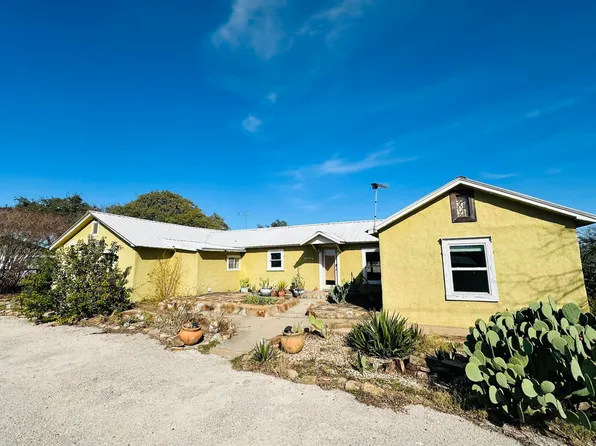 505 S 4Th Street, Lometa, TX 76853