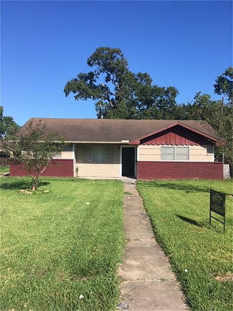 1st image of 1608 Chazen Dr