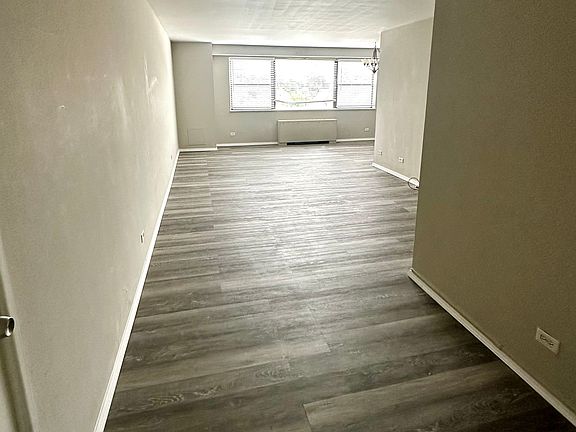 5th image of 4466 W Pine Blvd APT 5G